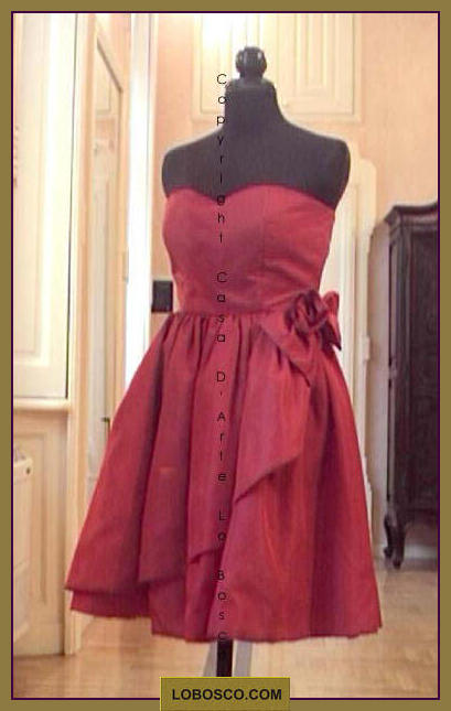 lobosco.com_00002174_abiti_corti_cocktail_dress_donna_woman_rosso_red_costumi_teatrali_storici_carnevale_spettacolo_costumes_clothing_theatrical_historical_carnival_performance_sd072.jpg