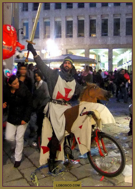 lobosco.com_00003892_KNIGHT.jpg